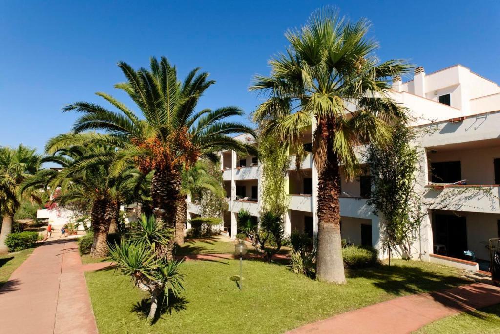 Hotel Villaggio Costa Ripa Роді-Гарганіко Екстер'єр фото